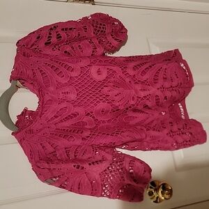 PINK LACY BLOUSE W/ PUFFY SHORT SLEEVES NWT